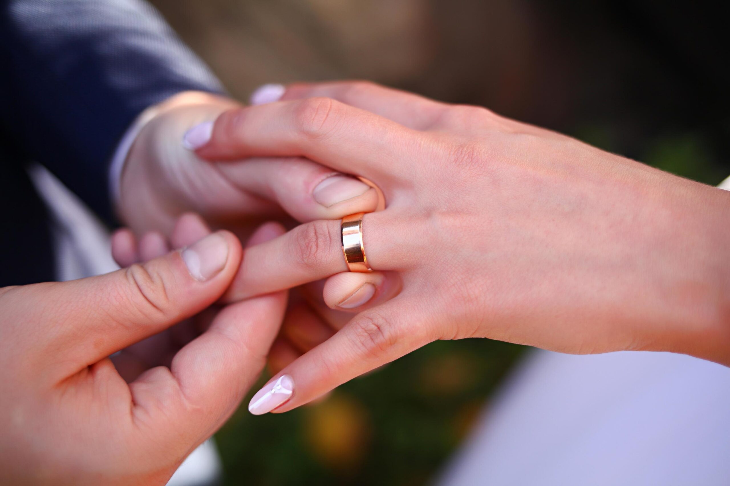 Significado de quitarse el anillo de matrimonio