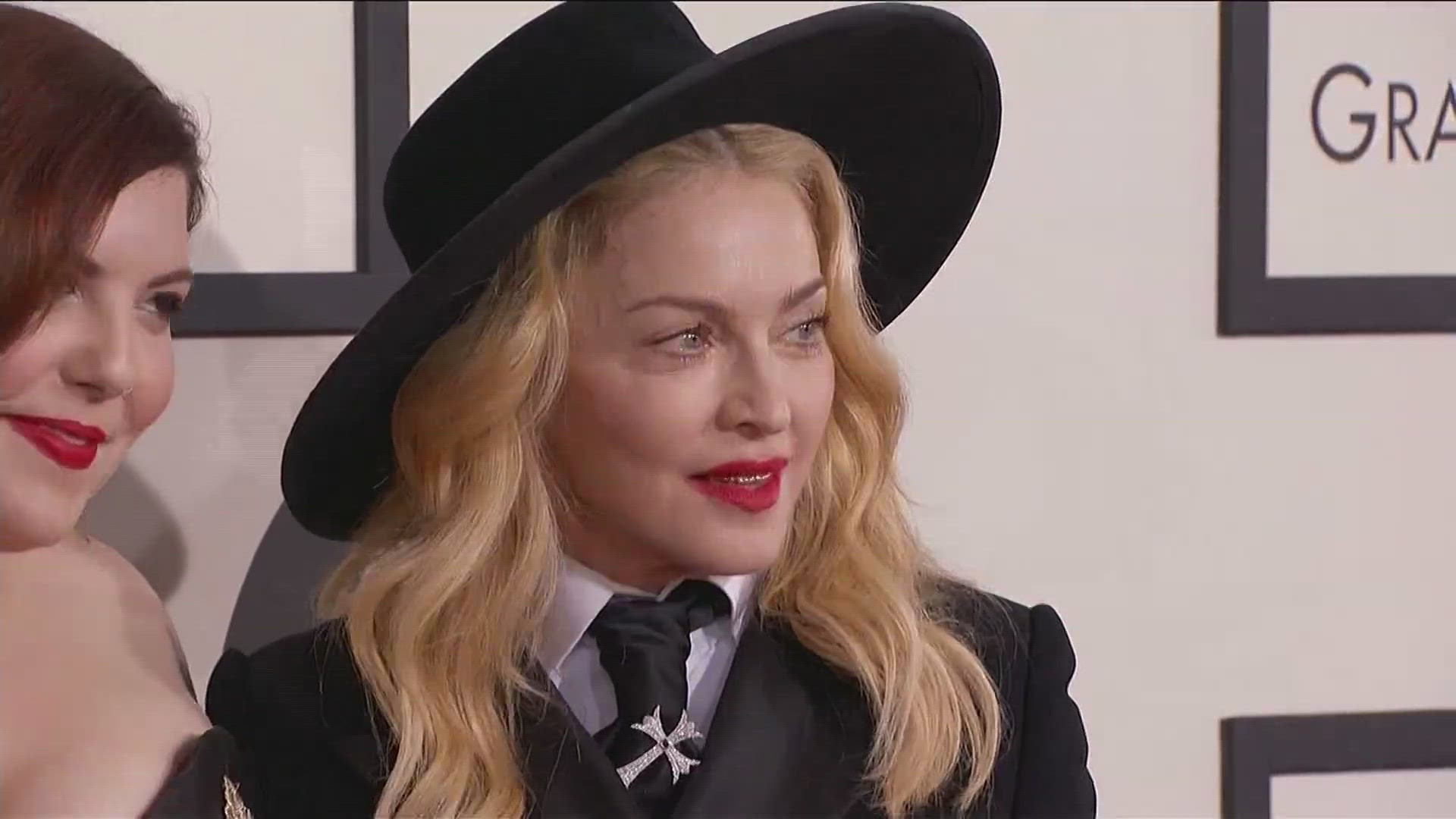 Madonna hospitalized in intensive care with bacterial infection TuraNews