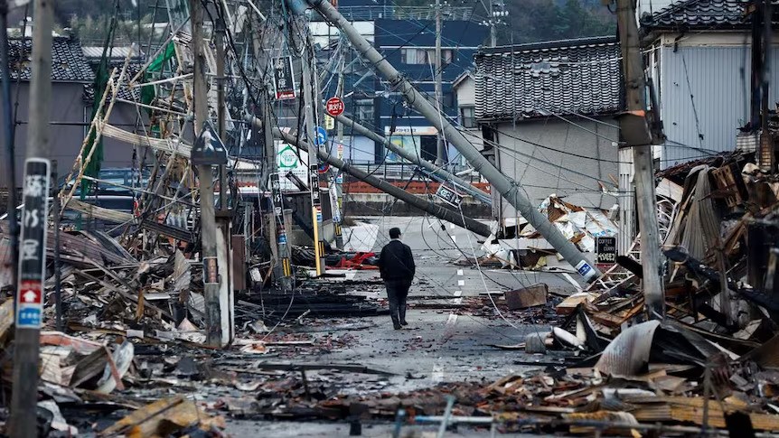 Death Toll from Japan Earthquake Climbs to 215 - TuraNews