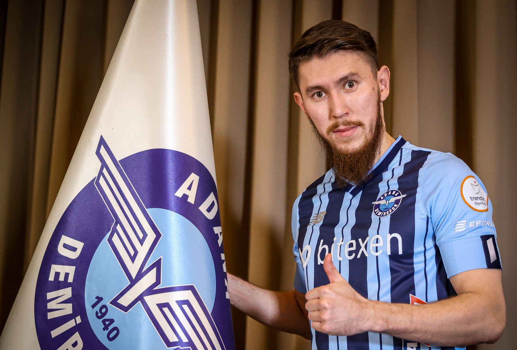 Аймбетов футболист. Абат аймбетов футболист. Абат айымбетов футболист. Аймбетов сборная казахстана. Абат айымбетов футболист.